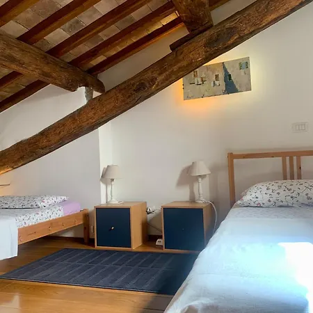 La Casa Di Tufo Bed & Breakfast Orvieto