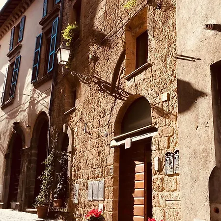 La Casa Di Tufo Bed & Breakfast Orvieto
