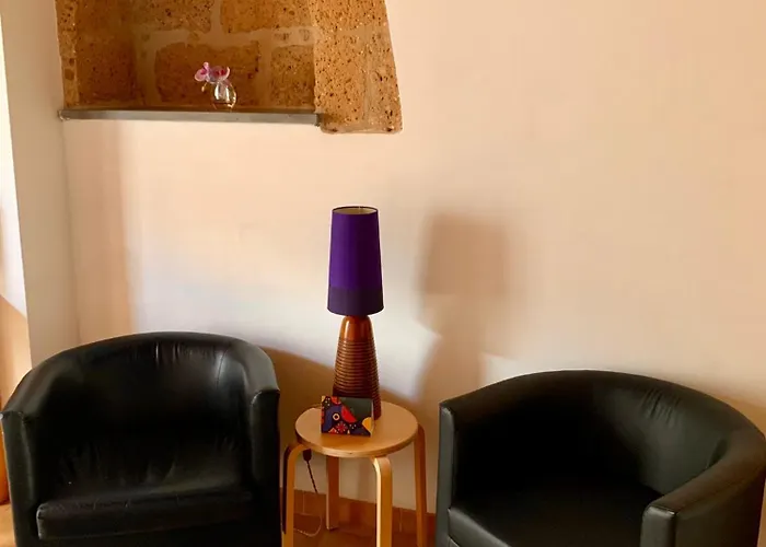 La Casa Di Tufo 3* Орвието