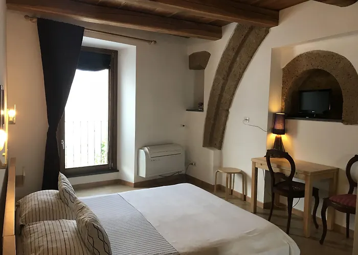 La Casa Di Tufo 3*